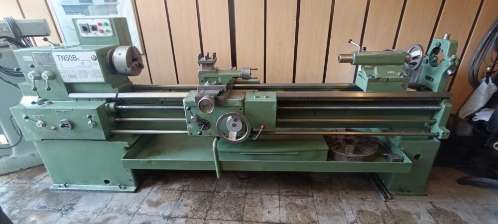 دستگاه تراش تبریز TN50 - کارگیر ۲,۰۰۰ میلی‌متر، قطر ۵۰۰ میلی‌متر