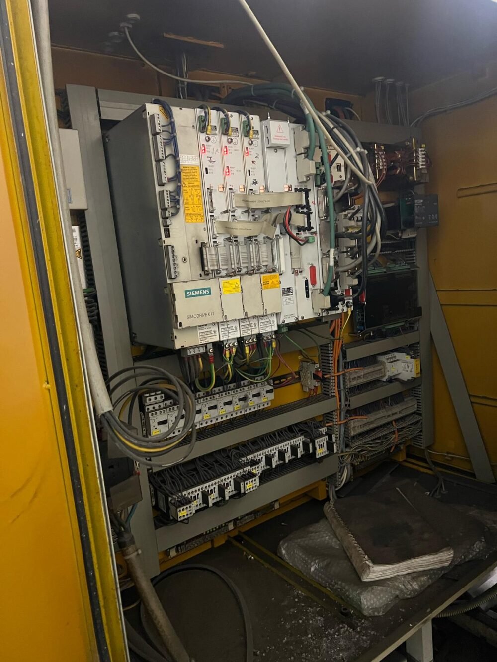 فرز CNC Trens MC 100 VA - کارگیر ۶۰۰ × ۶۰۰ × ۱,۰۰۰ میلیمتر، کنترلر Heidenhain 426 - تصویر 4