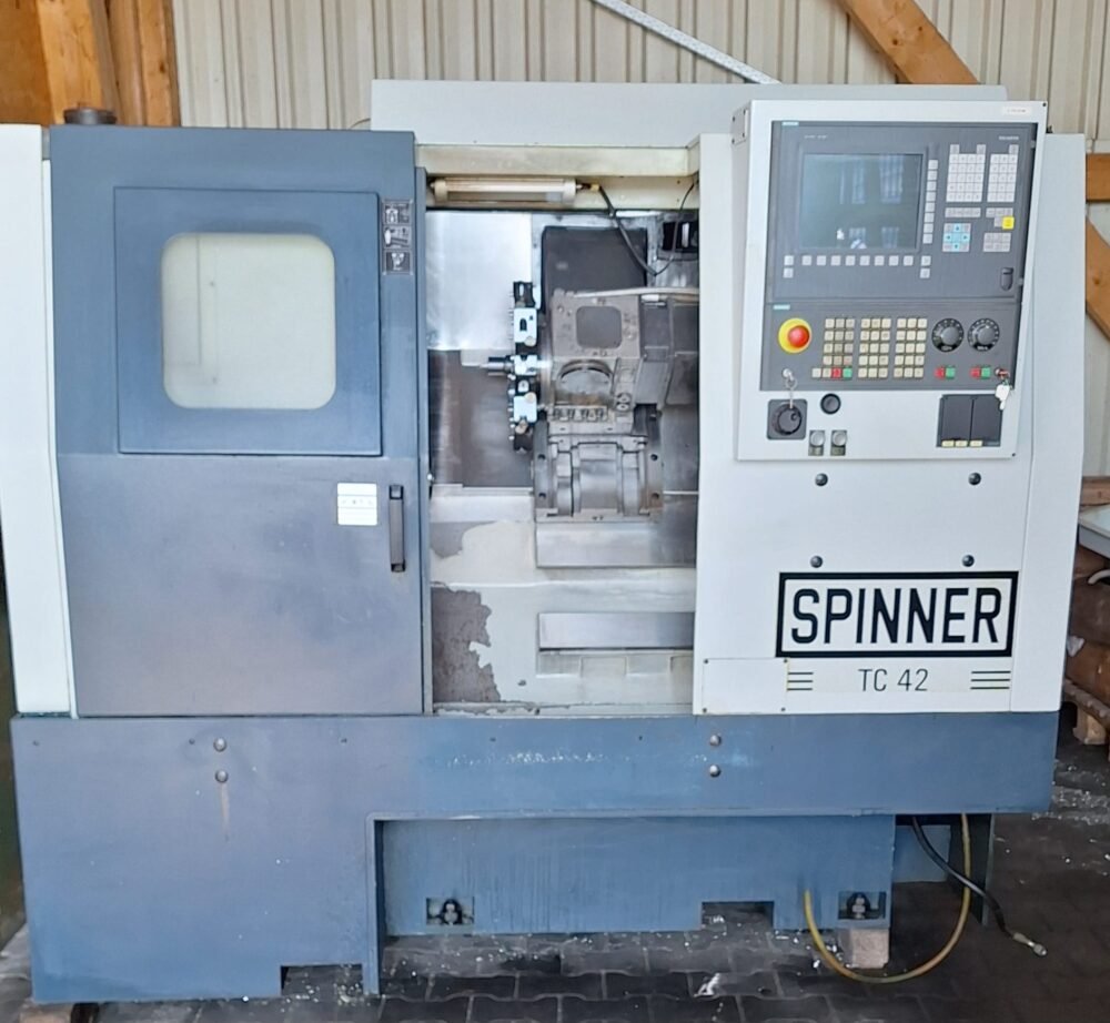 تراش افقی Spinner TC42 - طول تراشکاری ۵۰۰ میلیمتر