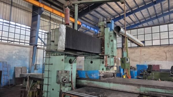 فرز دروازه‌ای CNC بلاروس مدل 6M616 - کارگیر ۵,۷۰۰ × ۲,۳۰۰ × ۱,۱۰۰ میلی‌متر، کنترلر فاگور ۸۰۵۵ - تصویر 3